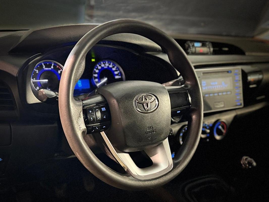 Toyota Hilux - Photo 7