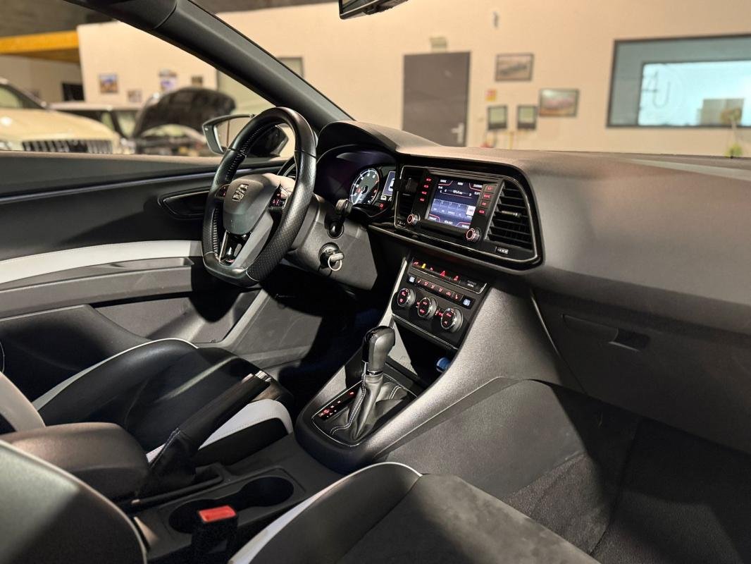 Seat Leon - Photo 11