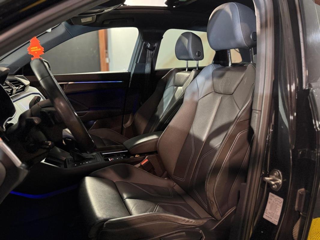 Audi Q3 - Photo 9