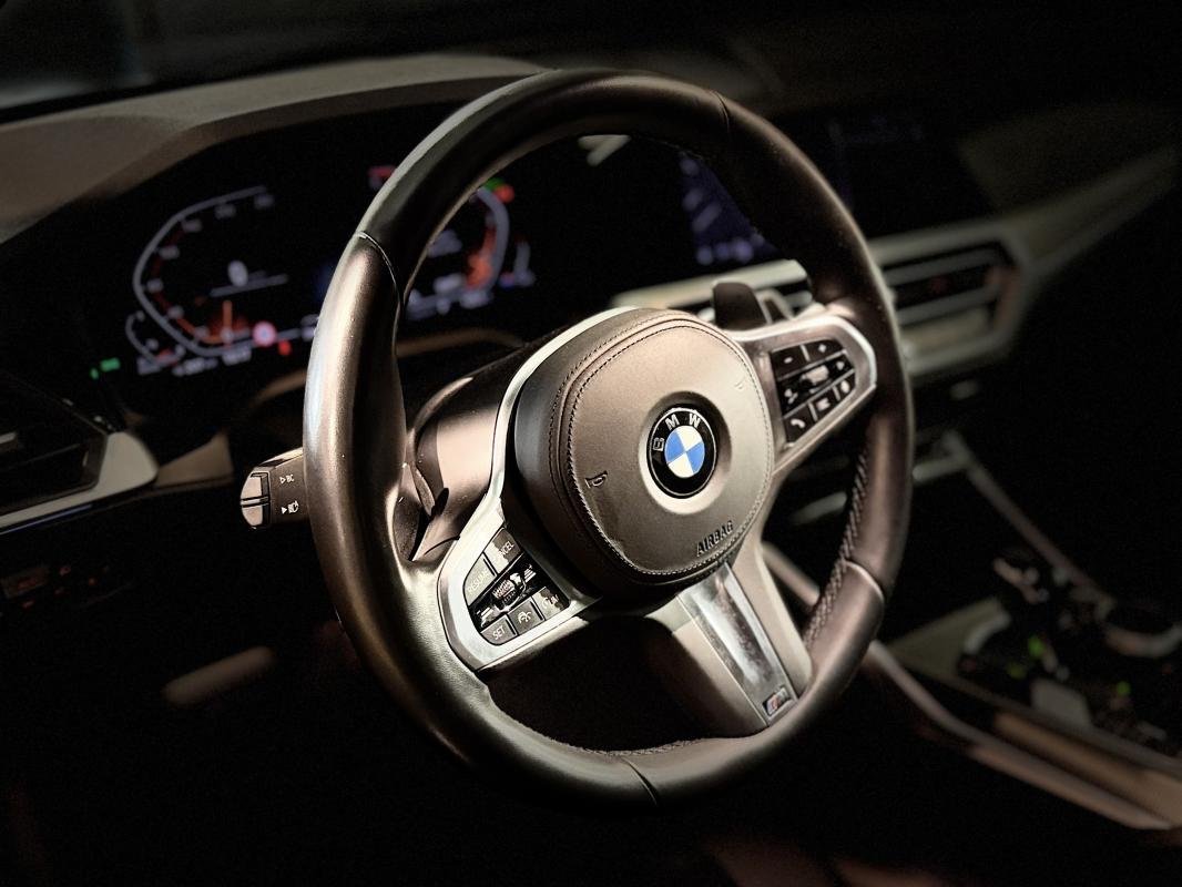 BMW Série 3 - Photo 13