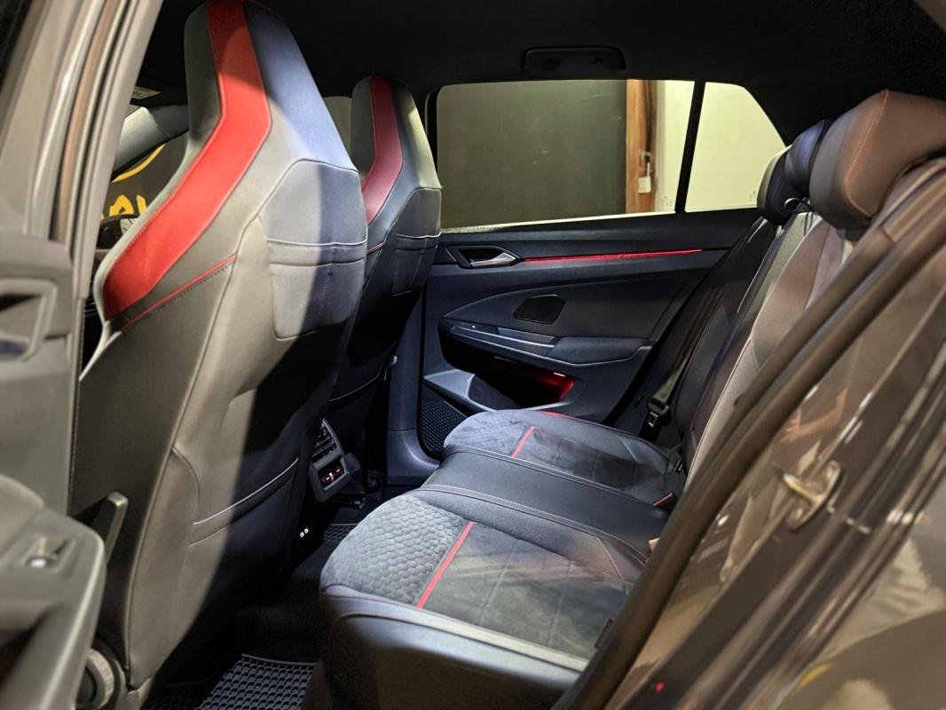 Volkswagen Golf - Photo 9