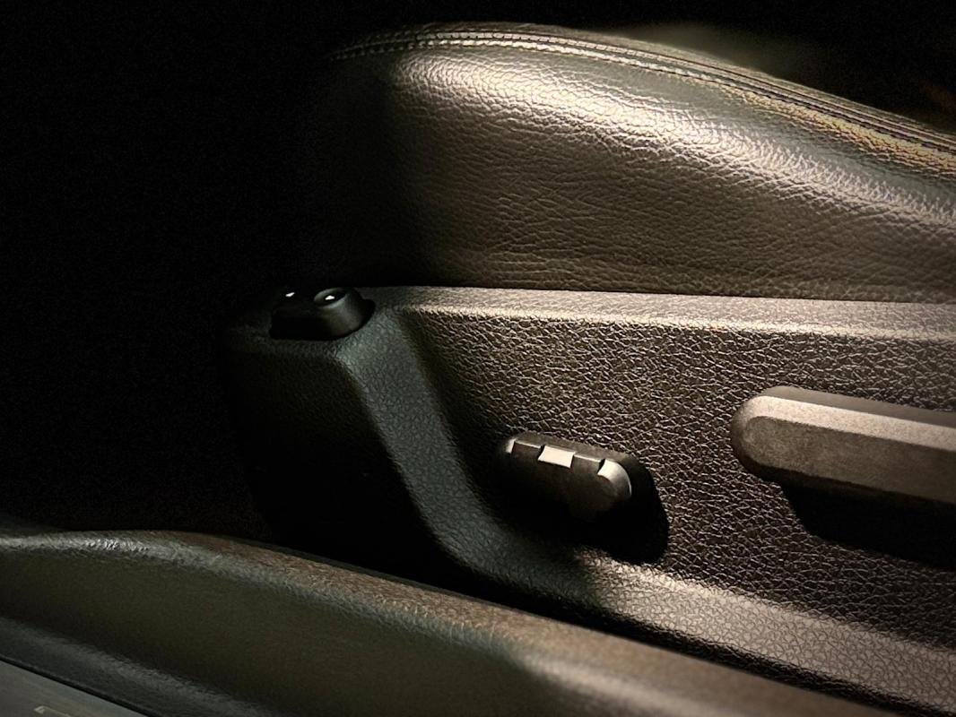 Ford Mustang - Photo 18