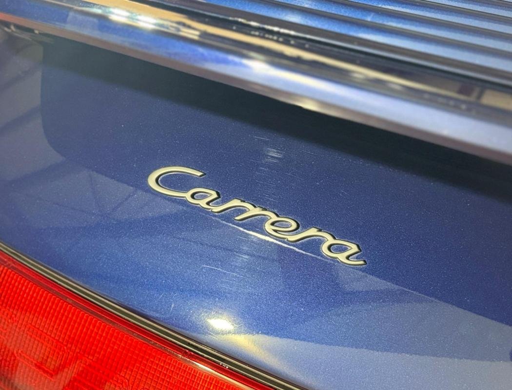 Porsche 911 - Photo 17
