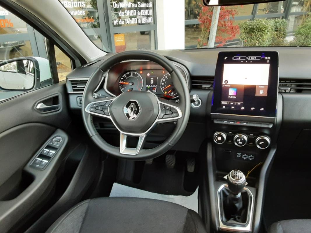 Renault Clio - Photo 28
