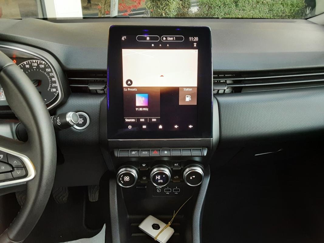 Renault Clio - Photo 31
