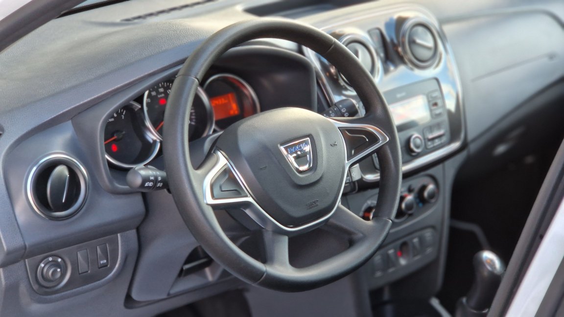 Dacia Logan - Photo 26