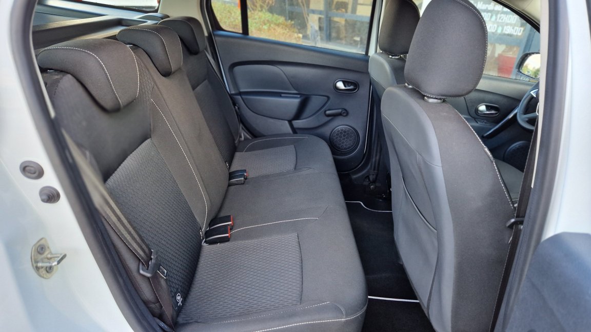 Dacia Logan - Photo 32