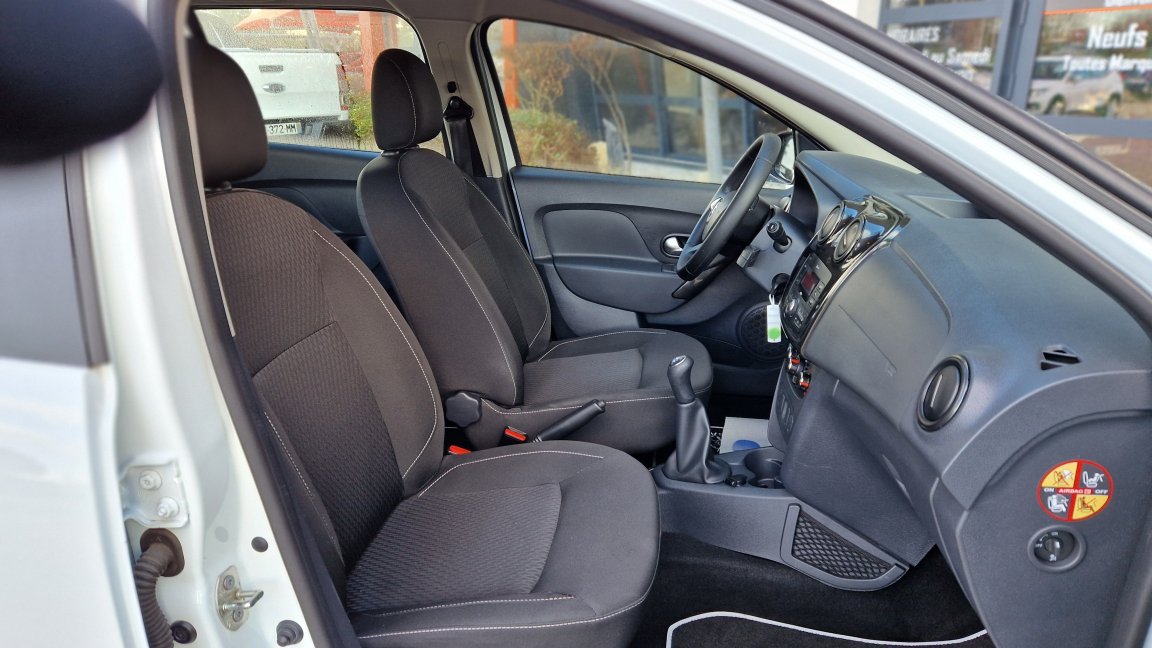 Dacia Logan - Photo 33