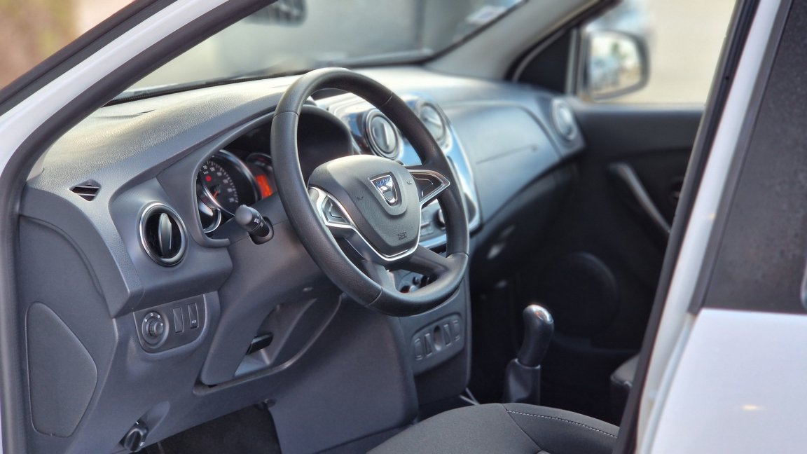 Dacia Logan - Photo 10