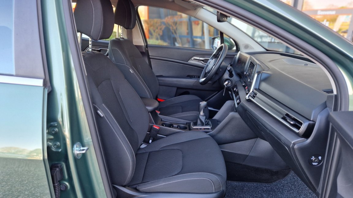 Kia Sportage - Photo 21