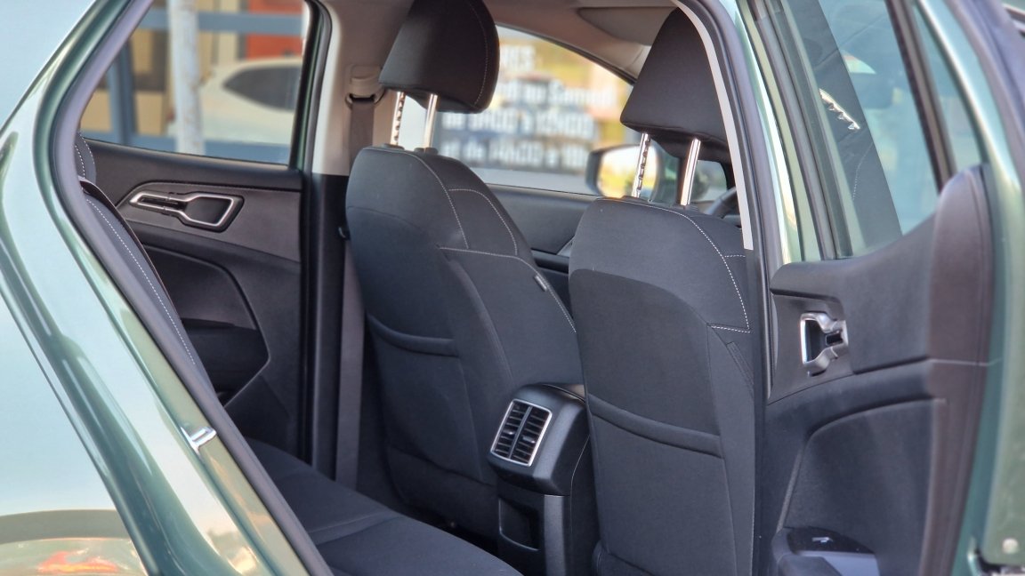 Kia Sportage - Photo 23