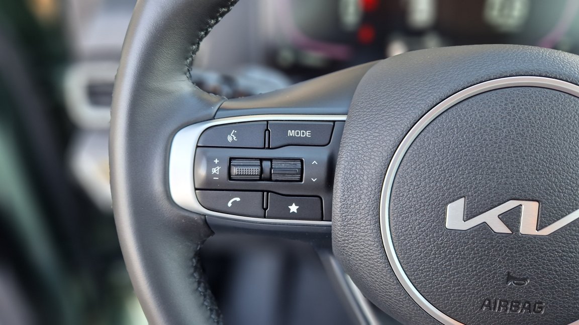 Kia Sportage - Photo 25