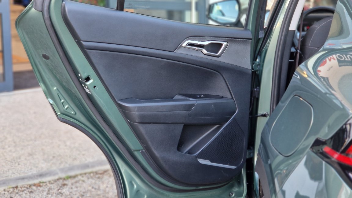 Kia Sportage - Photo 37