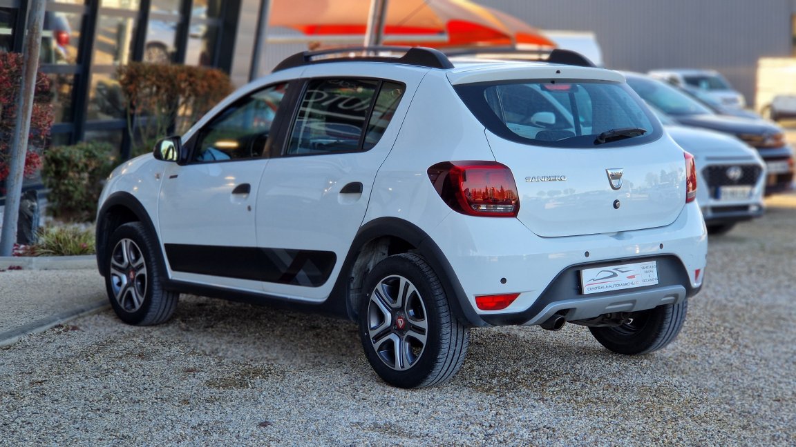 Dacia Sandero - Photo 11