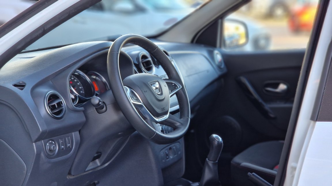 Dacia Sandero - Photo 16