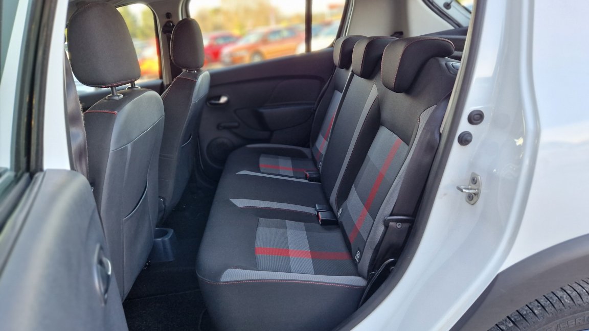 Dacia Sandero - Photo 19
