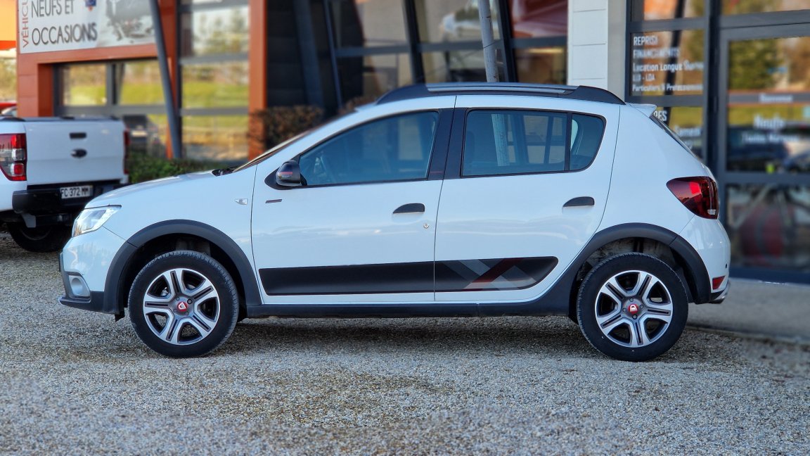 Dacia Sandero - Photo 2