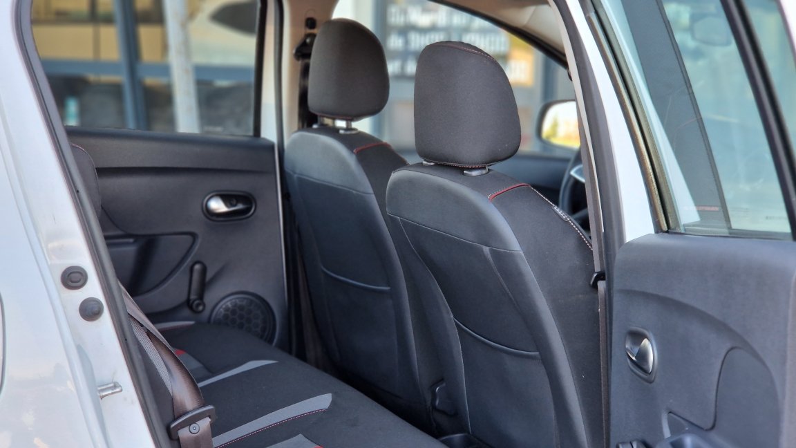 Dacia Sandero - Photo 36