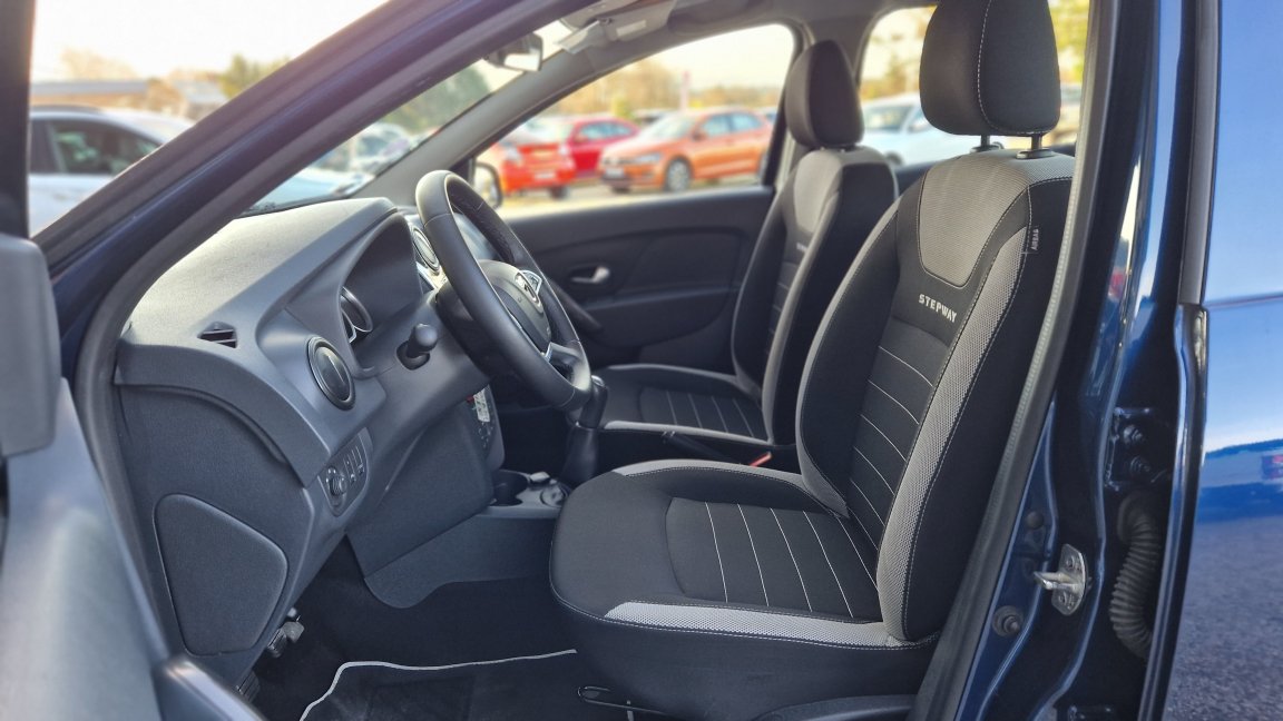 Dacia Sandero - Photo 16