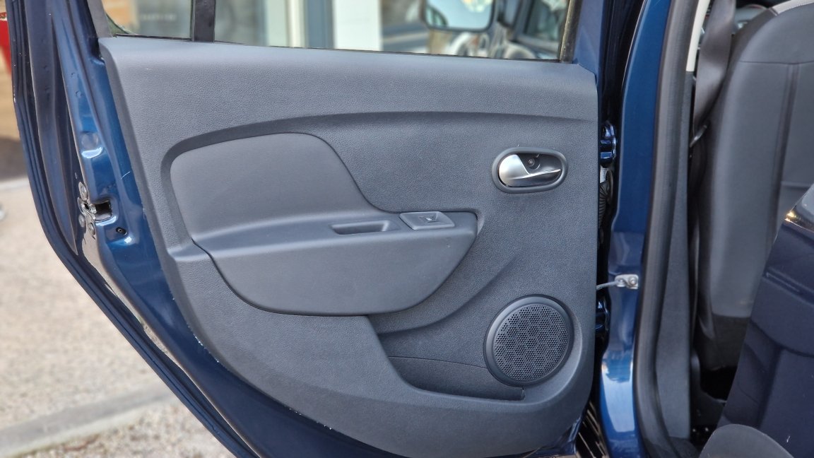 Dacia Sandero - Photo 17