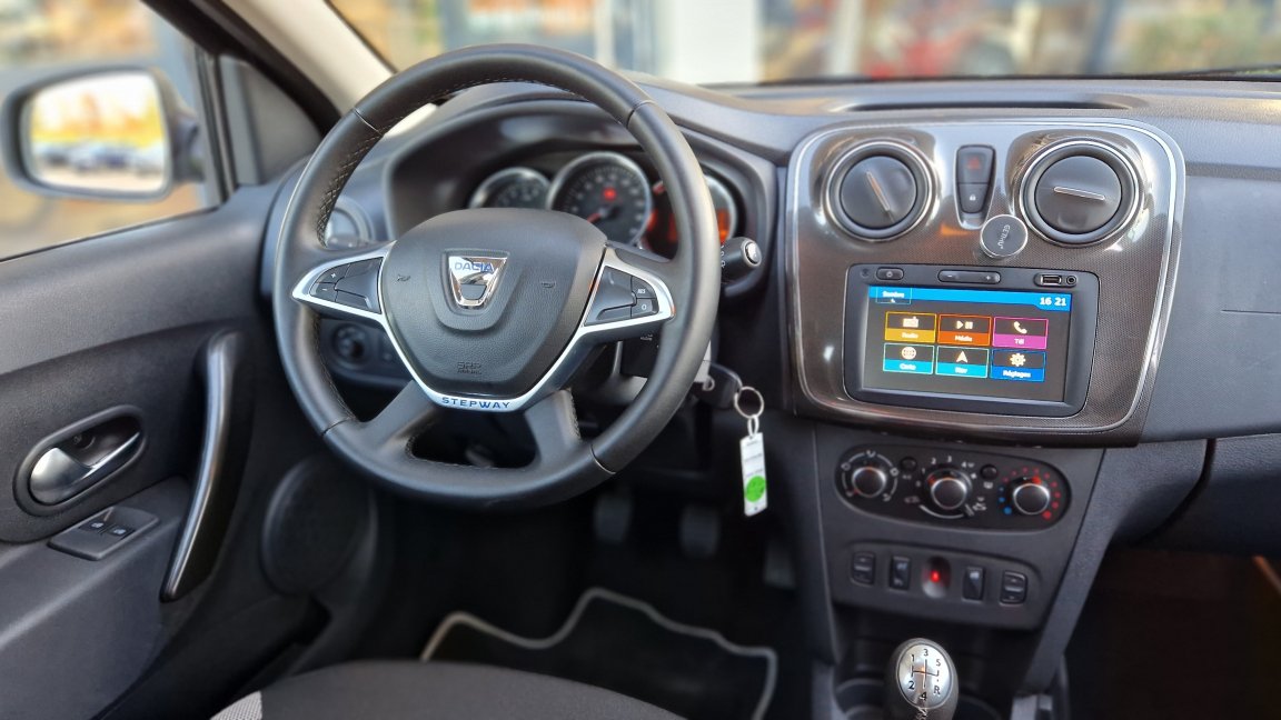 Dacia Sandero - Photo 22