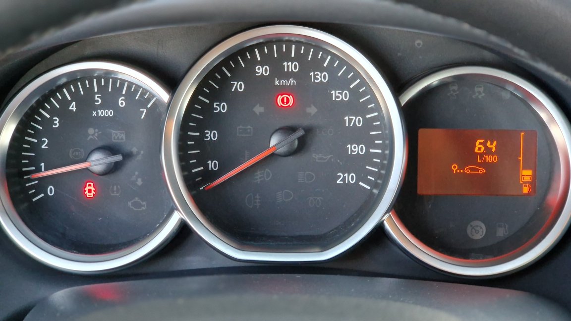 Dacia Sandero - Photo 25