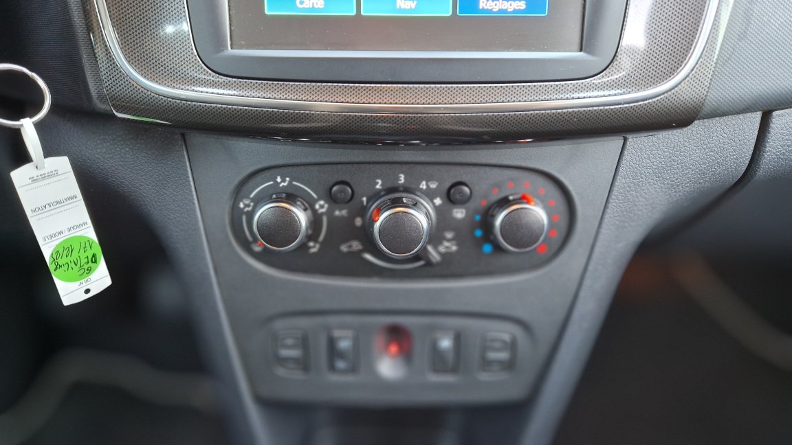Dacia Sandero - Photo 30