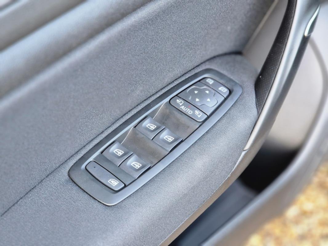 Renault Mégane - Photo 15