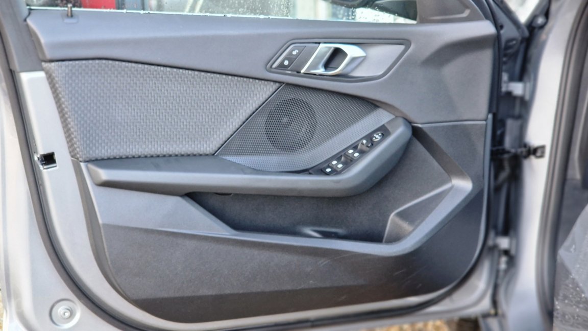 BMW 116 - Photo 18