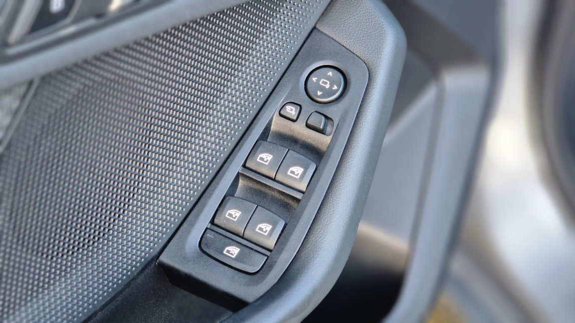 BMW 116 - Photo 19