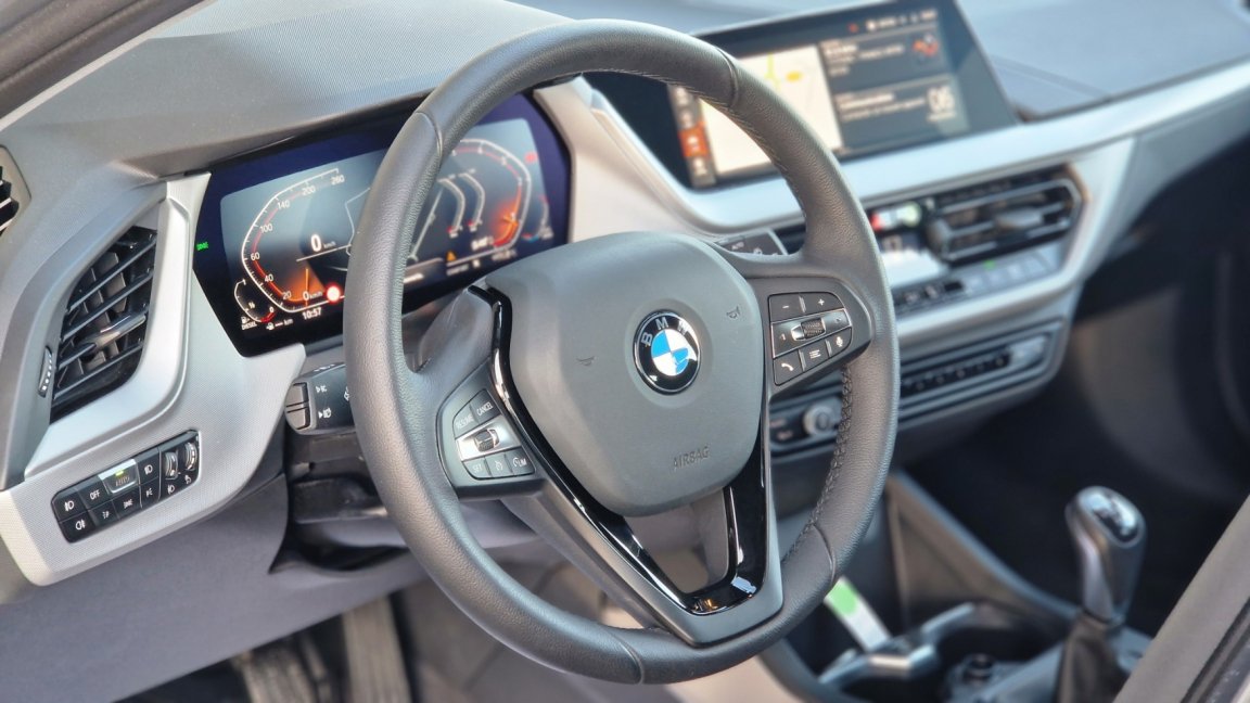 BMW 116 - Photo 39