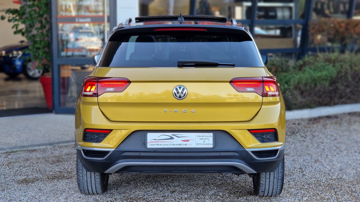 Volkswagen T-Roc - Photo 12