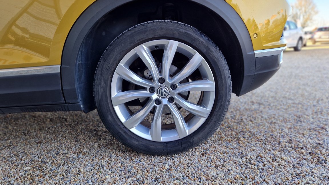 Volkswagen T-Roc - Photo 32