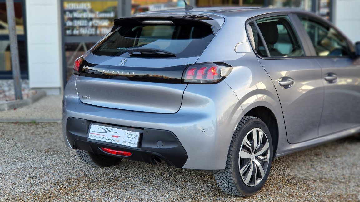 Peugeot 208 - Photo 11