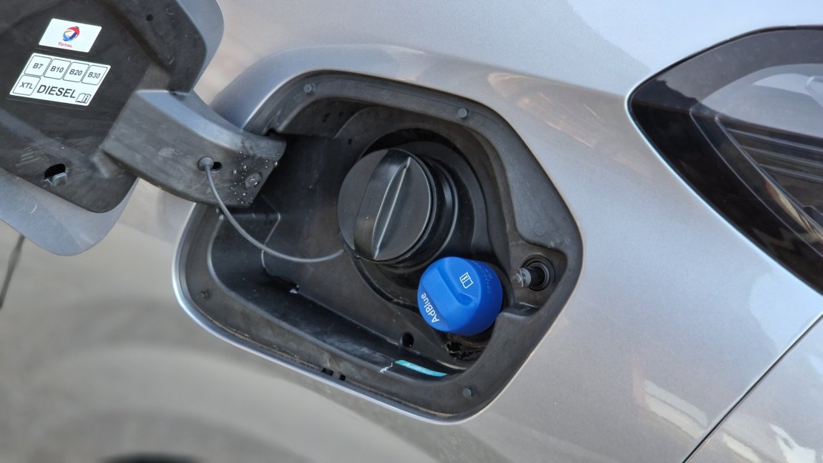 Peugeot 208 - Photo 19