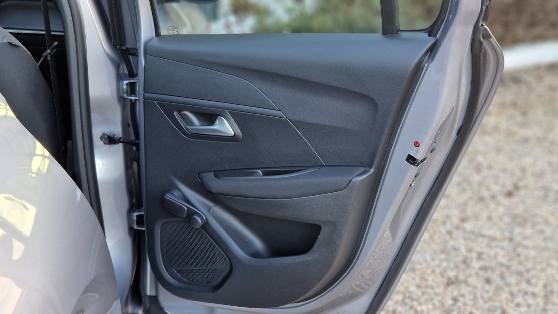 Peugeot 208 - Photo 26