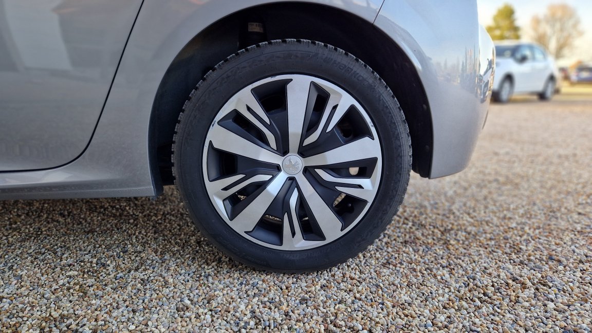 Peugeot 208 - Photo 28
