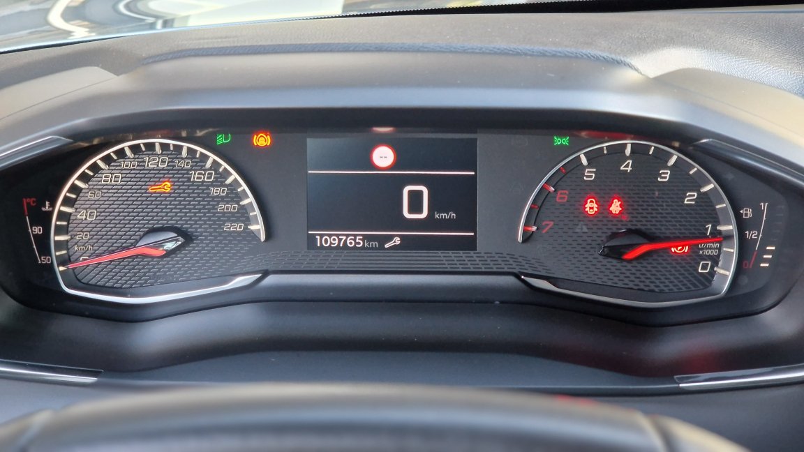 Peugeot 208 - Photo 31
