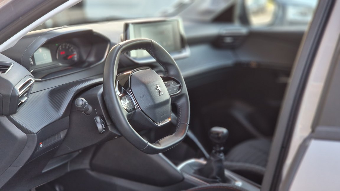 Peugeot 208 - Photo 37