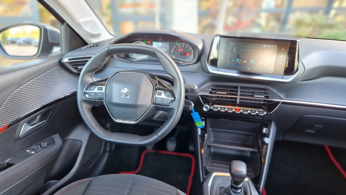 Peugeot 208 - Photo 44