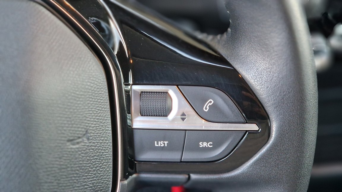 Peugeot 208 - Photo 47