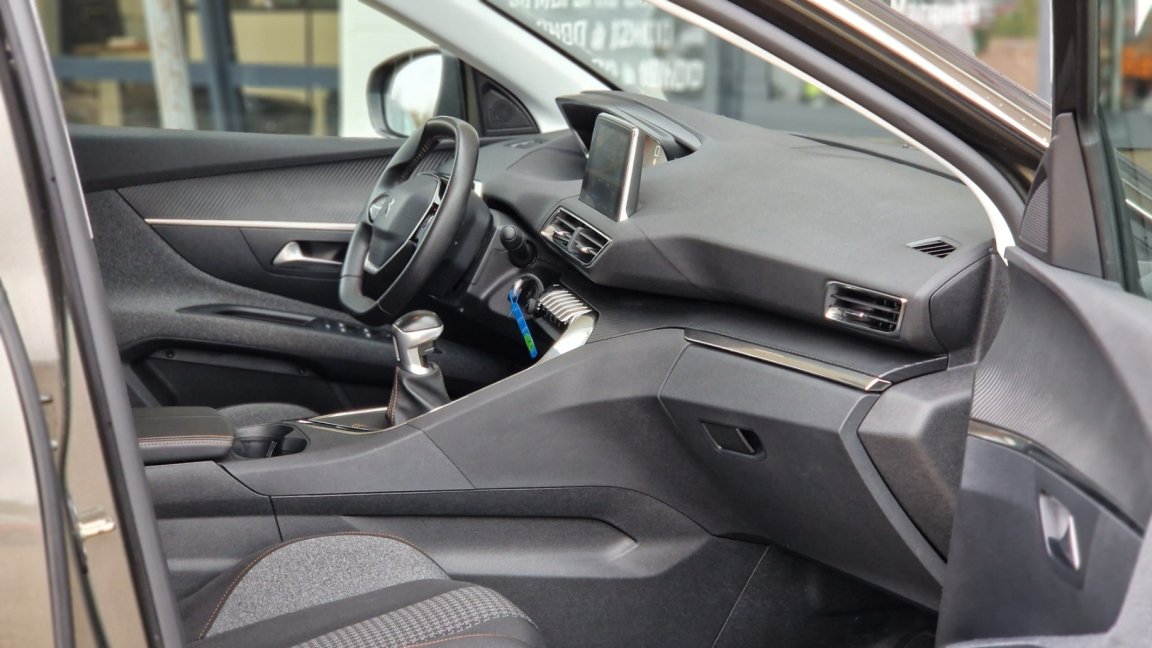 Peugeot 3008 - Photo 26