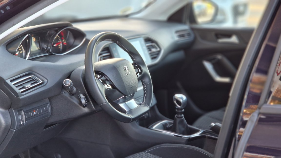 Peugeot 308 - Photo 18