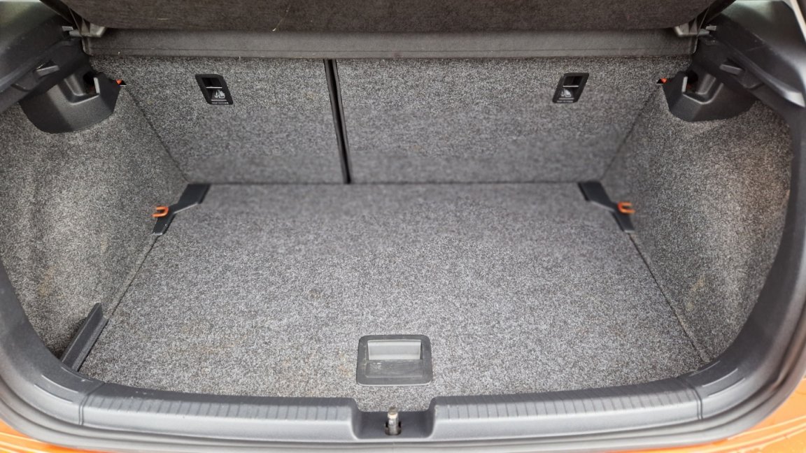 Volkswagen Polo - Photo 16