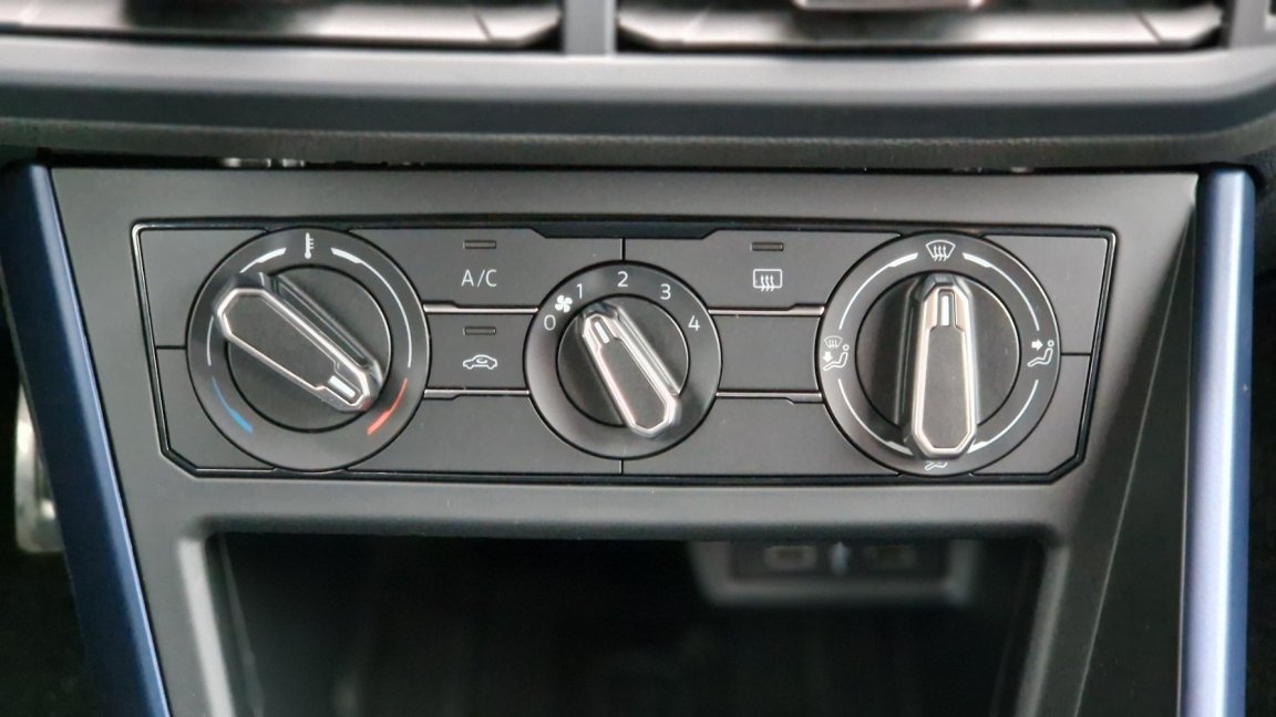 Volkswagen Polo - Photo 37