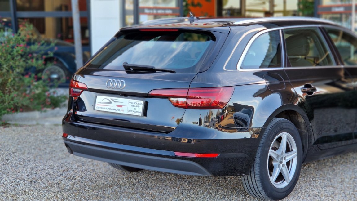 Audi A4 Avant - Photo 11