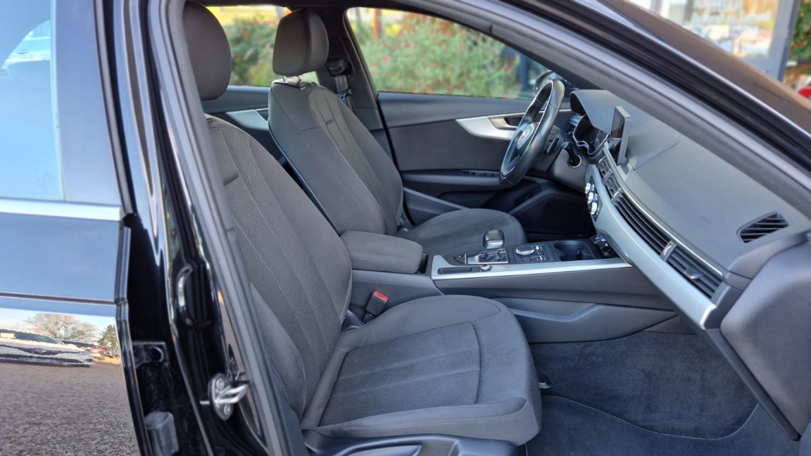 Audi A4 Avant - Photo 24