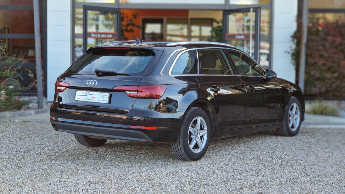 Audi A4 Avant - Photo 10