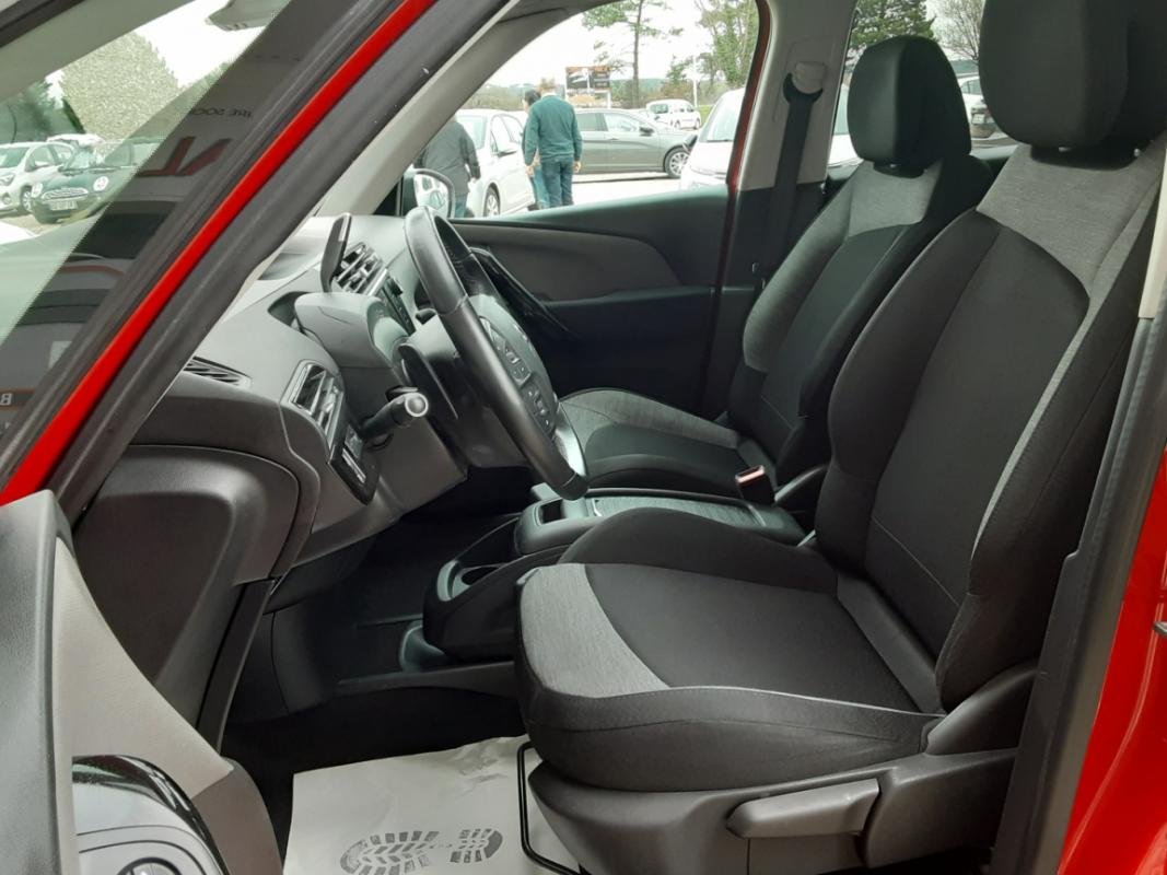 Citroën Grand C4 SpaceTourer - Photo 8