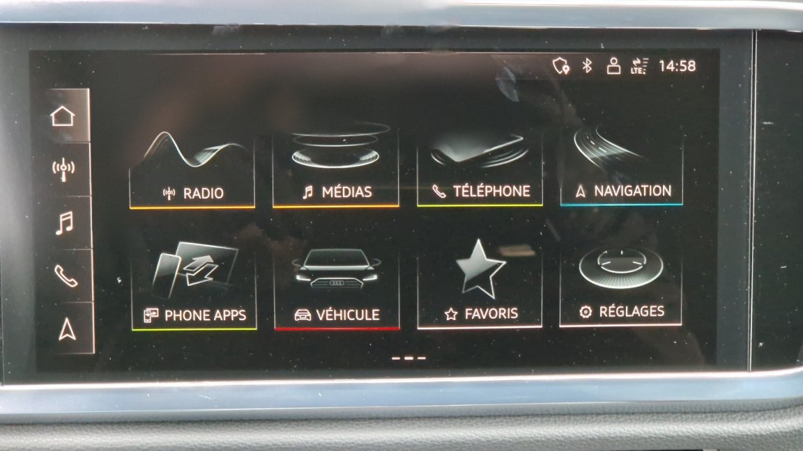 Audi Q3 - Photo 16